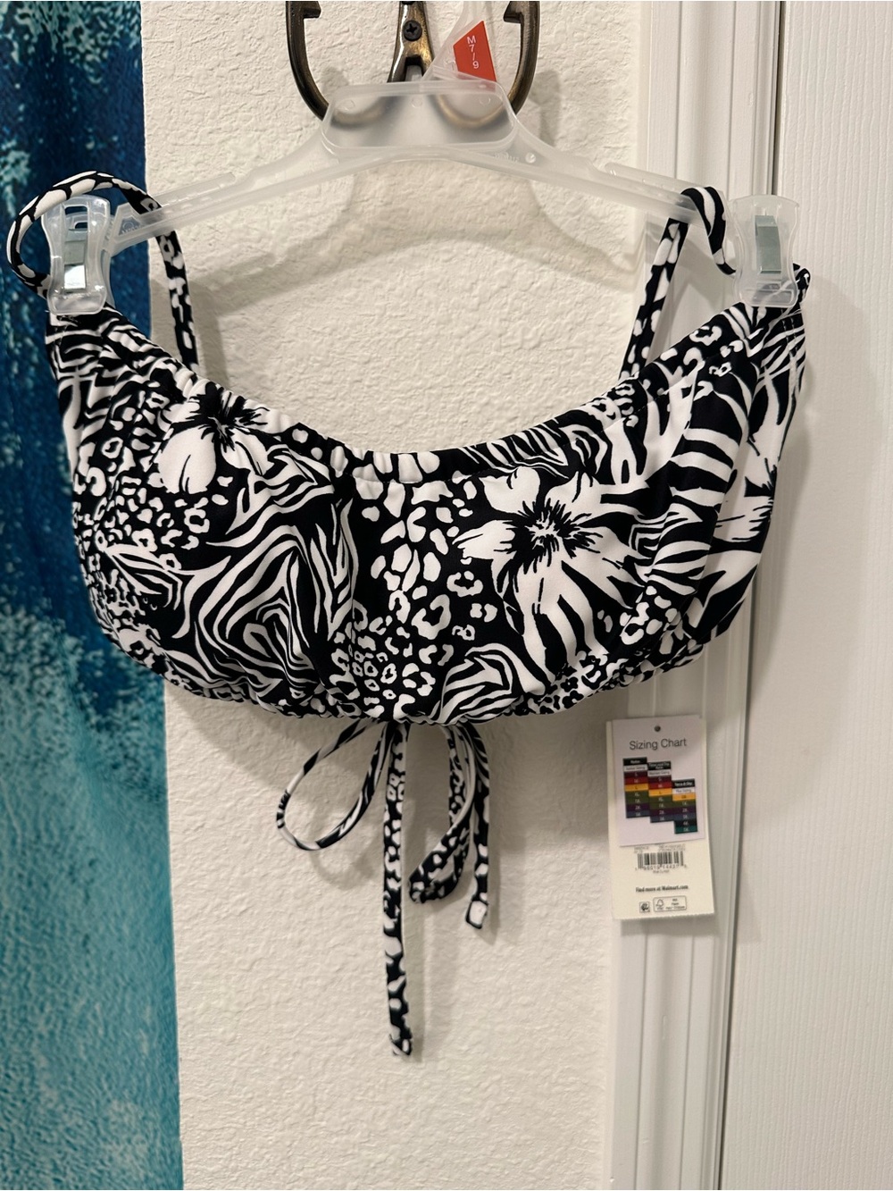 #39 Time and Tru Black and White Floral Bikini Top